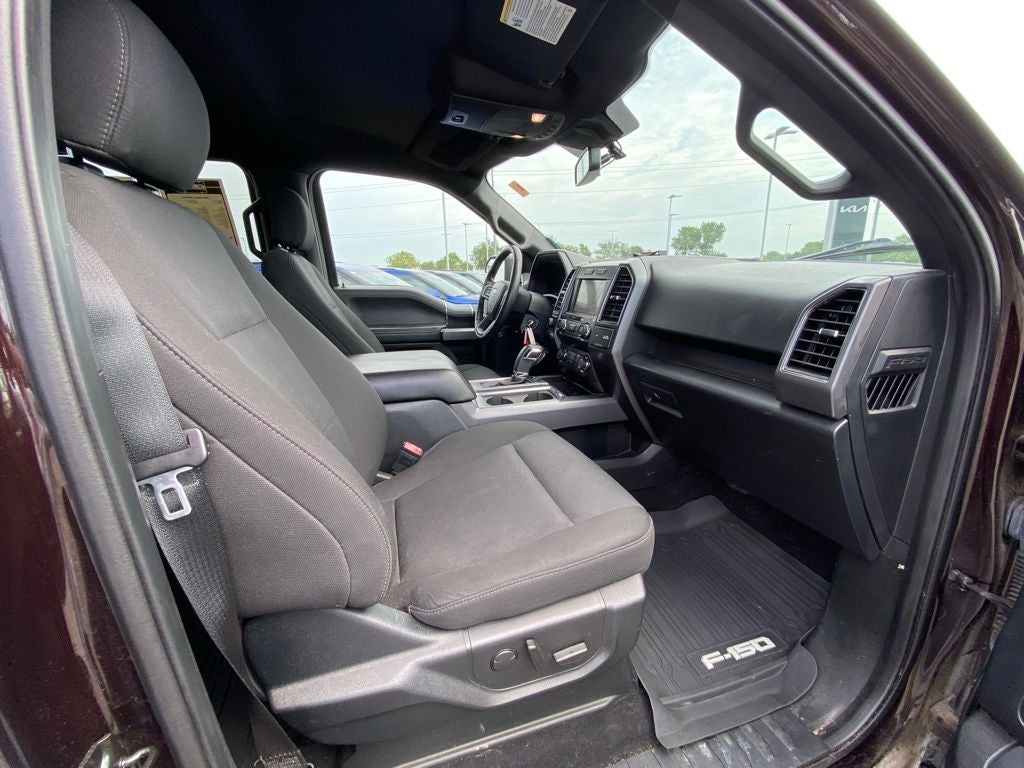 2019 Ford F-150 XLT 4X4 / HEATED SEATS / CLEAN CARFAX