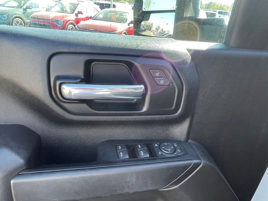 2024 Chevrolet Silverado 2500HD Custom 4X4 / ONE OWNER