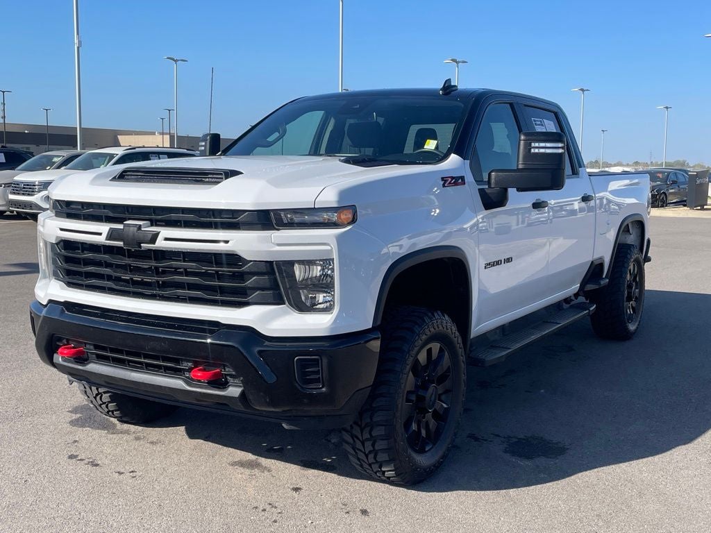 2024 Chevrolet Silverado 2500HD Custom 4X4 / ONE OWNER