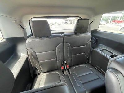 2023 GMC Acadia SLT ONE OWNER / HEATED SEATS
