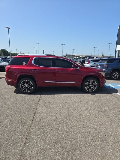 2019 GMC Acadia Denali