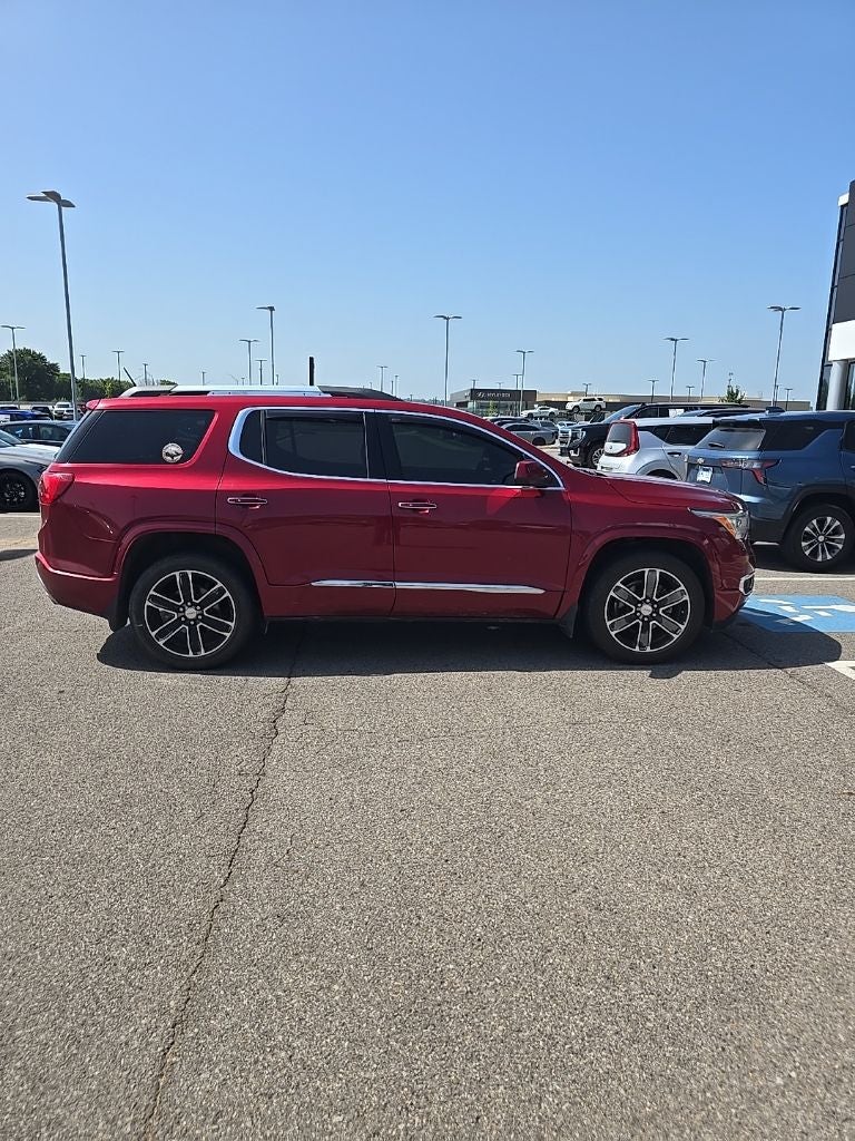 2019 GMC Acadia Denali