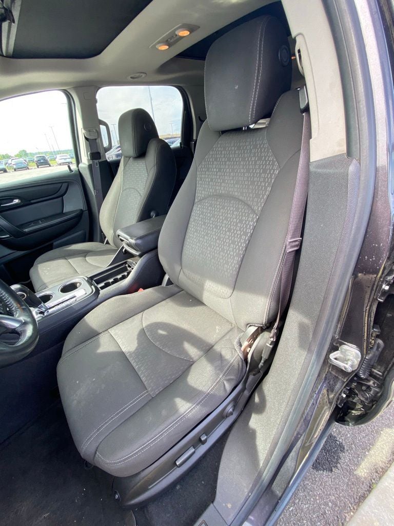 2015 GMC Acadia SLE-2 LOW PAYMENTS