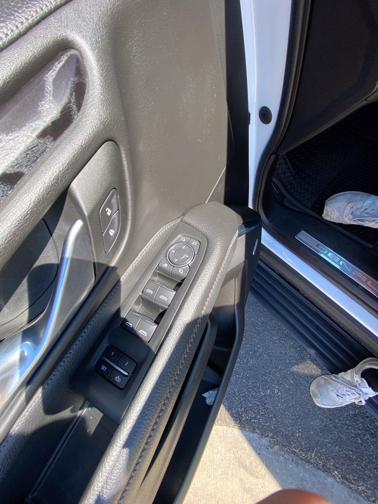 2022 GMC Yukon Denali ULTIMATE PACKAGE / DUAL SUNROOF / LOADED
