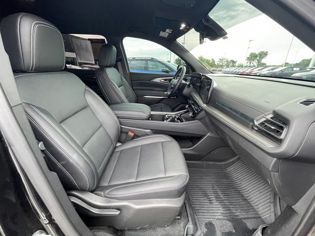 2025 Chevrolet Traverse LT CLEAN CARFAX / ONE OWNER