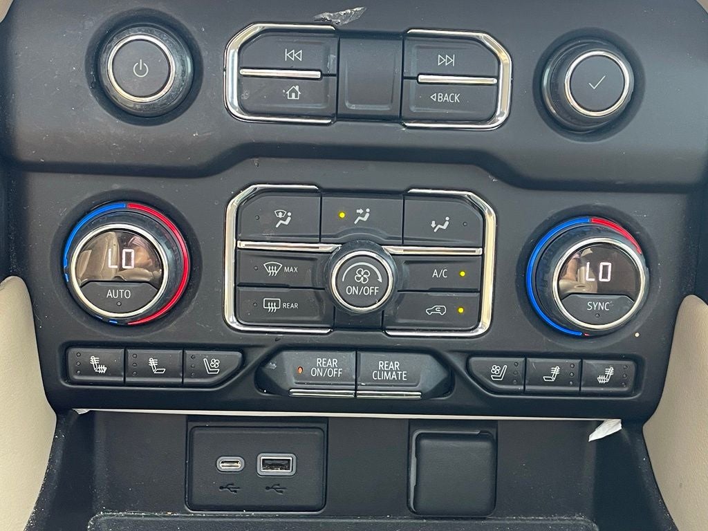 2021 Chevrolet Tahoe Premier BOSE AUDIO / HEATED SEATS / LEATHER