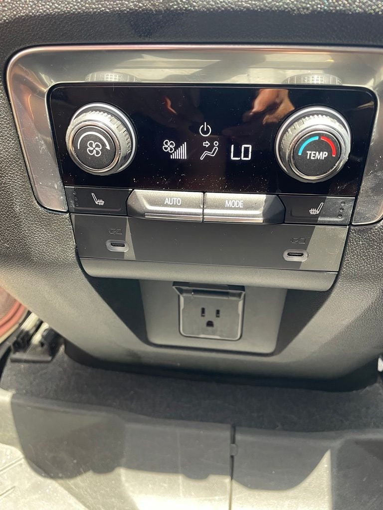 2021 Chevrolet Tahoe Premier BOSE AUDIO / HEATED SEATS / LEATHER
