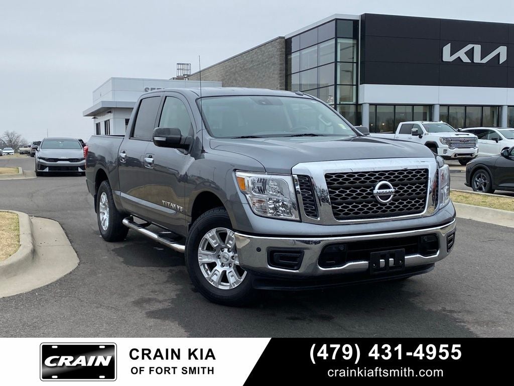 2018 Nissan Titan SV