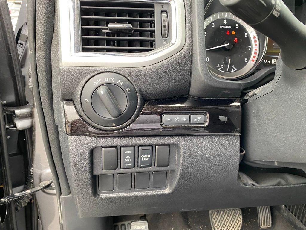 2018 Nissan Titan SV