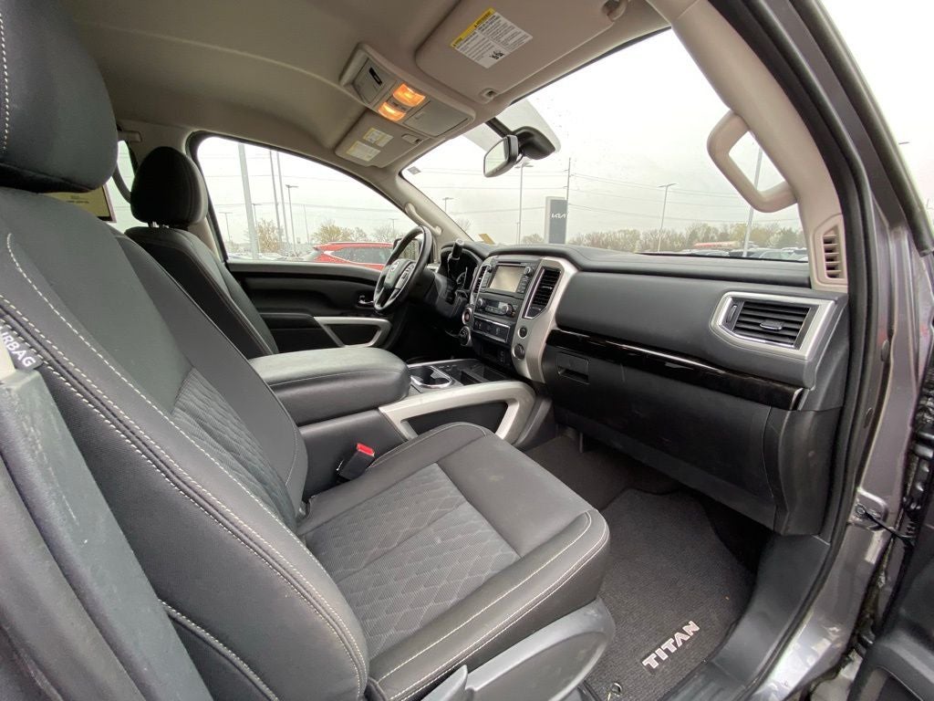 2018 Nissan Titan SV