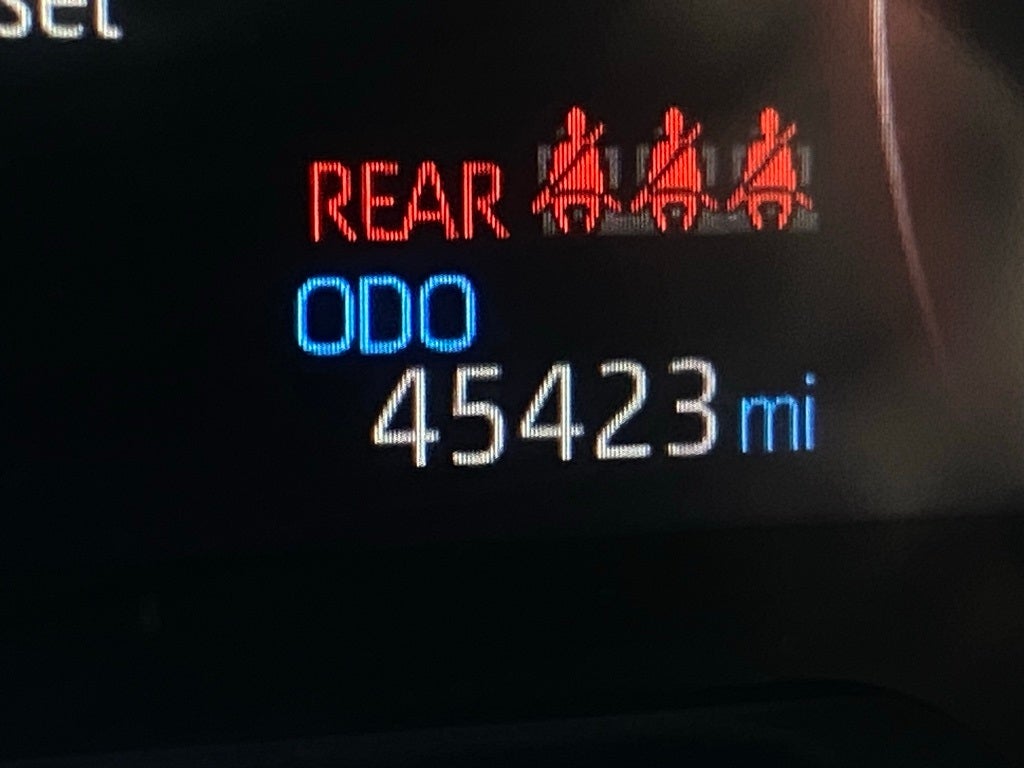 2024 Toyota RAV4 LE ONE OWNER / AWD