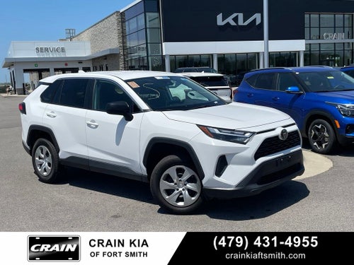 2023 Toyota RAV4 LE CLEAN CARFAX