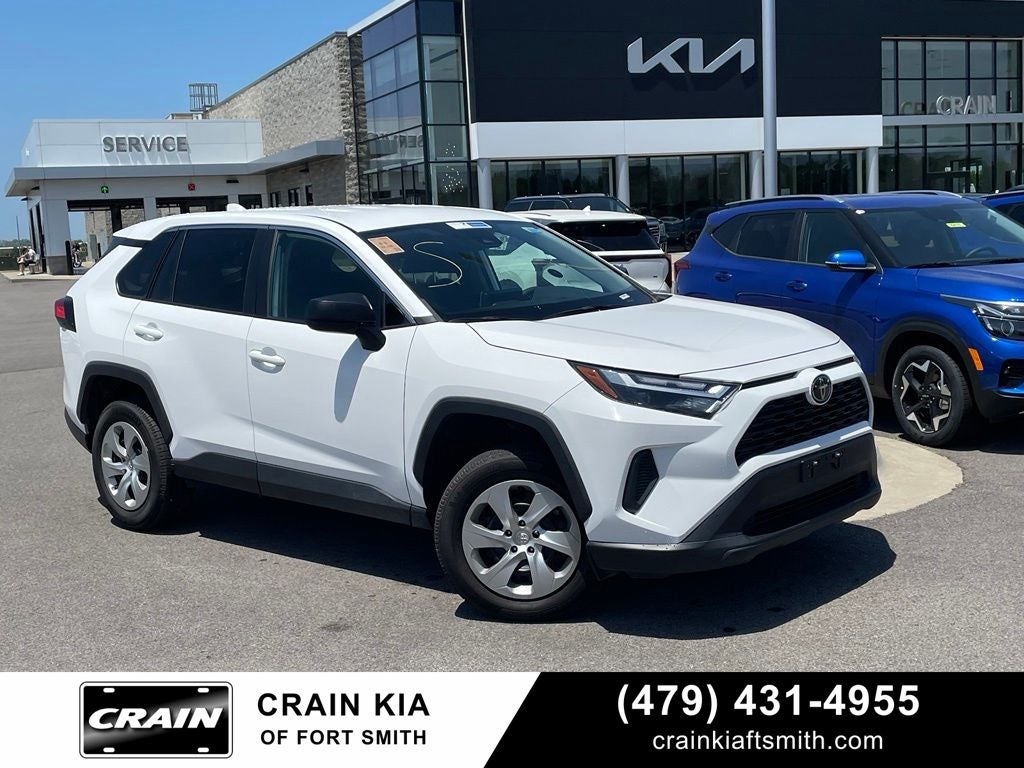 2023 Toyota RAV4 LE CLEAN CARFAX