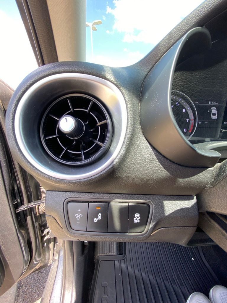 2024 Kia Forte LXS BLIND SPOT / ONE OWNER