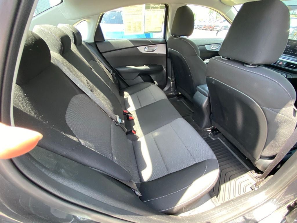 2024 Kia Forte LXS BLIND SPOT / ONE OWNER