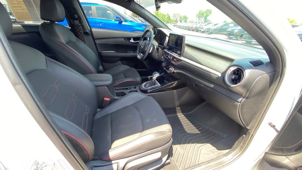 2024 Kia Forte GT ONE OWNER / NAV
