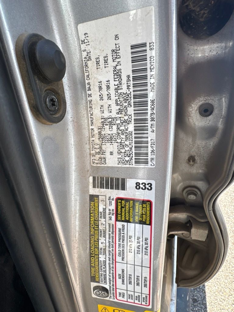 2020 Toyota Tacoma CLEAN CARFAX V6