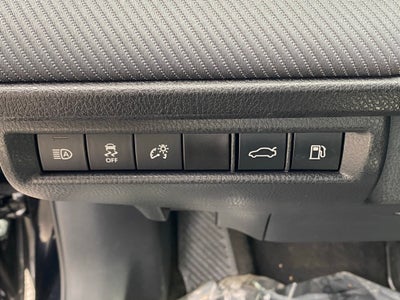 2025 Toyota Camry SE LEATHER / POWER SEAT