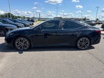 2025 Toyota Camry XLE MOONROOF / AWD / HEATED SEATS