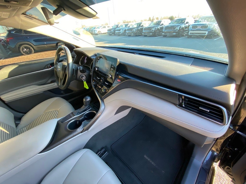 2023 Toyota Camry SE Nightshade / POWER SEAT