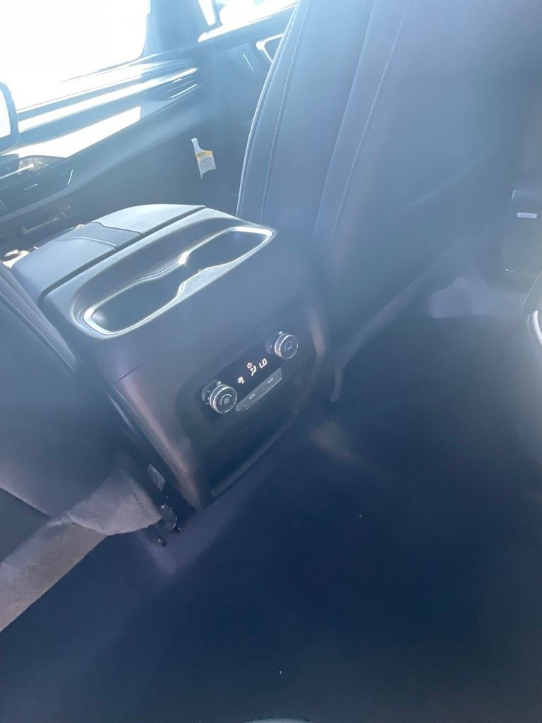 2025 Buick Enclave Sport Touring BOSE AUDIO / HEATED SEATS / NAV