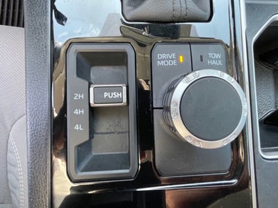 2024 Toyota Tundra SR5 4X4 / ONE OWNER / CLEAN CARFAX