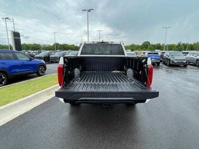 2024 Toyota Tundra SR5 4X4 / ONE OWNER / CLEAN CARFAX