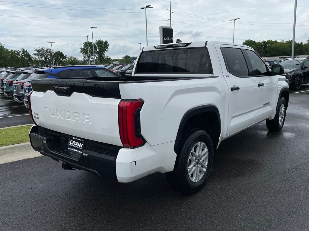 2024 Toyota Tundra SR5 4X4 / ONE OWNER / CLEAN CARFAX