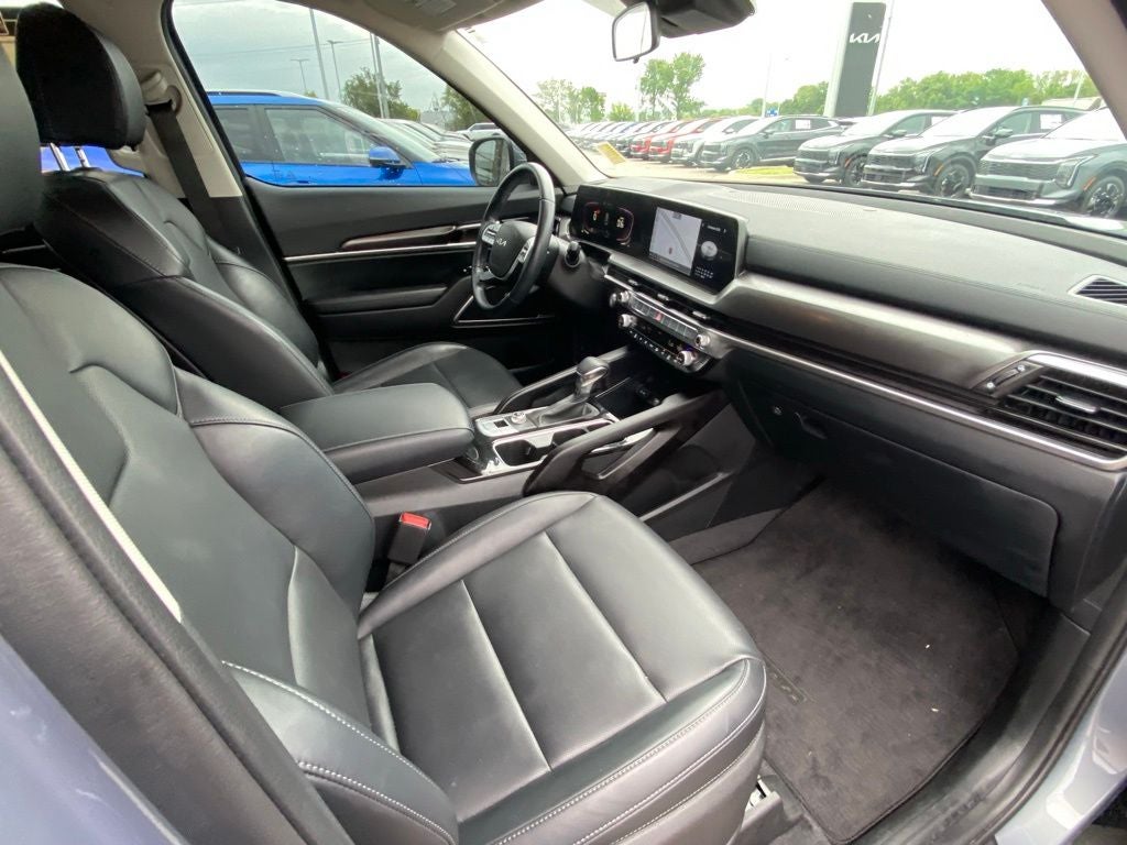2025 Kia Telluride LX LEATHER / 3RD ROW / NAV