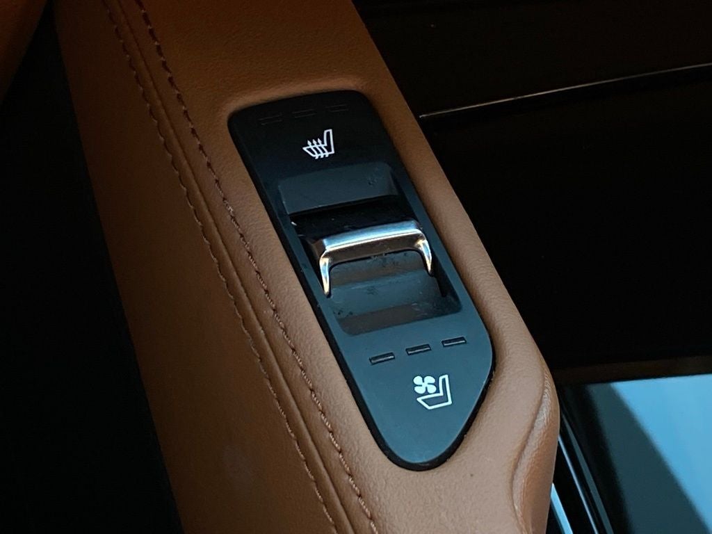 2025 Kia Telluride SX-Prestige X-Line LEATHER / SUNROOF / HEATED SEATS