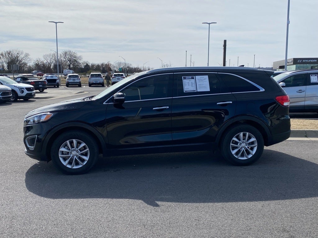 2018 Kia Sorento LX