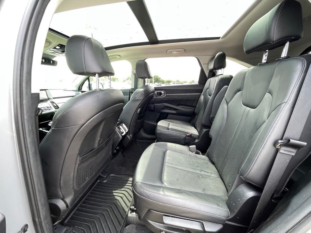 2023 Kia Sorento SX NAV / ONE OWNER / LEATHER