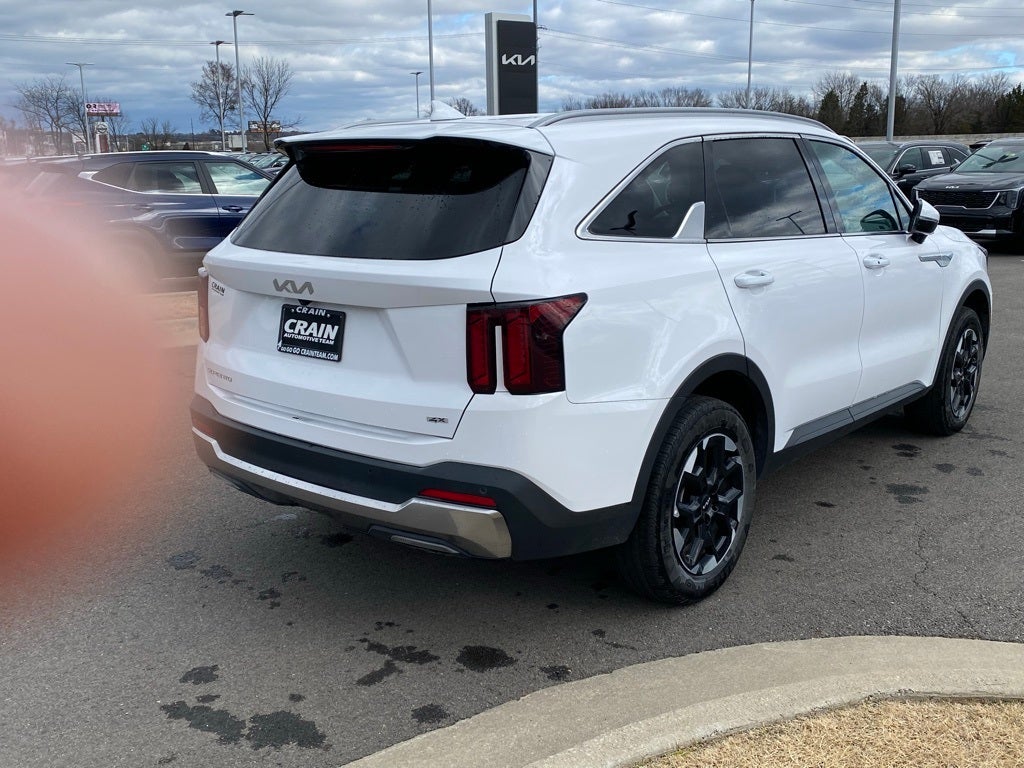 2024 Kia Sorento S AWD / LEATHER / NAV
