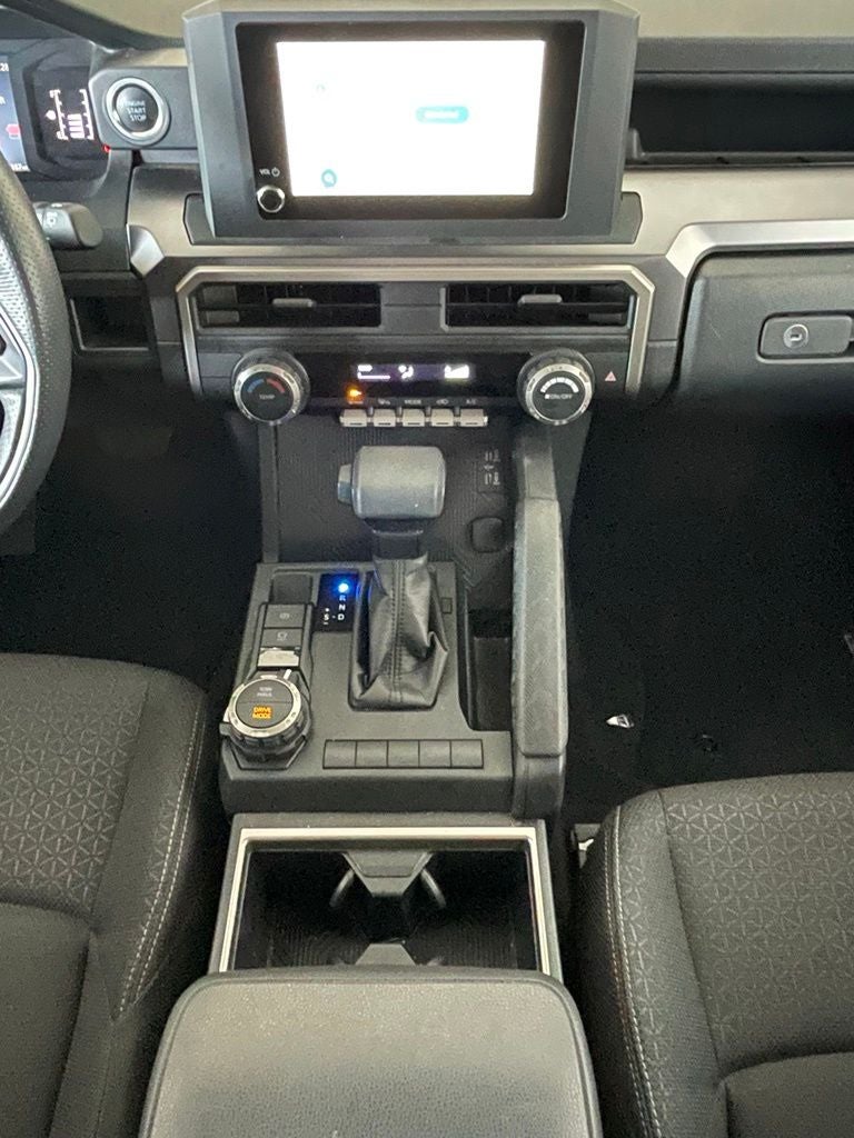 2025 Toyota 4Runner SR5 4X4 / ONE OWNER