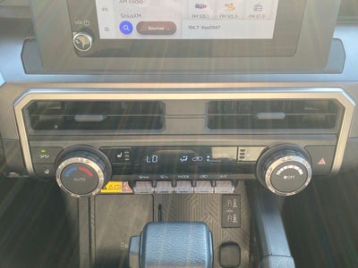2025 Toyota 4Runner TRD SPORT / 4X4 / ONE OWNER