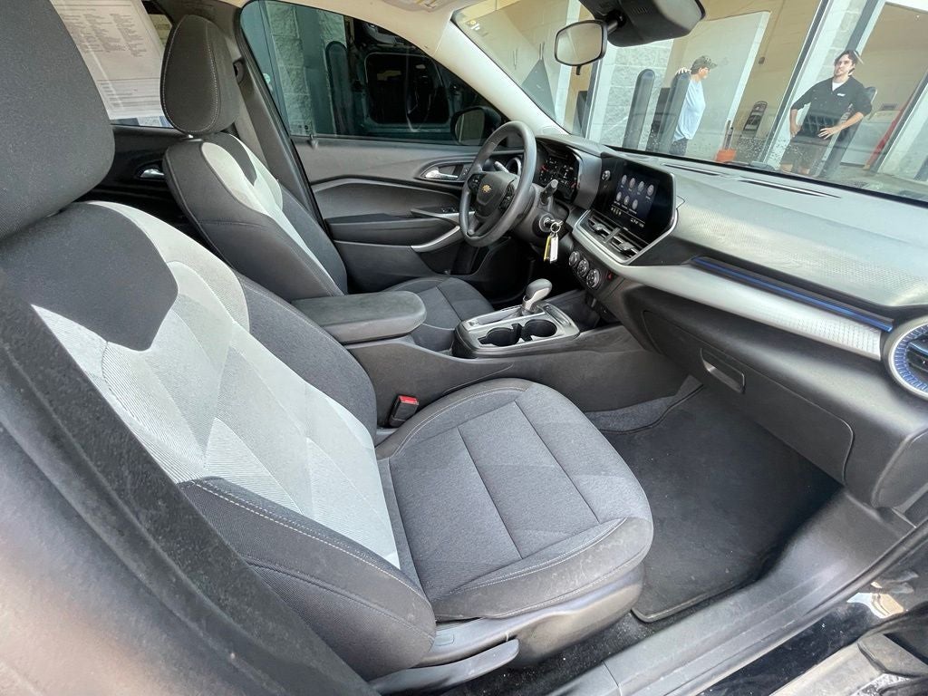 2024 Chevrolet Trax LS CLEAN CARFAX