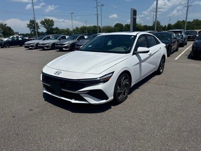 2024 Hyundai ELANTRA SEL NAVIGATION / HEATED SEATS
