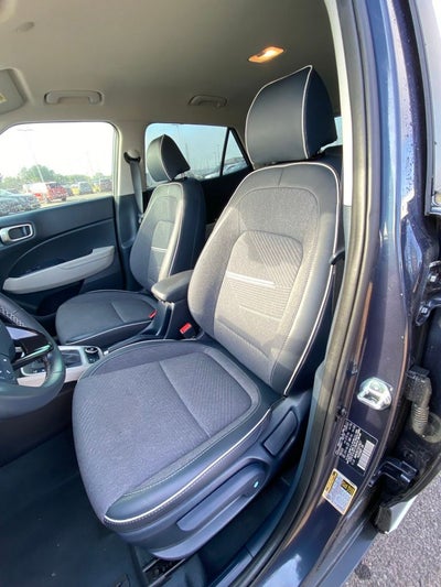 2025 Hyundai VENUE Limited