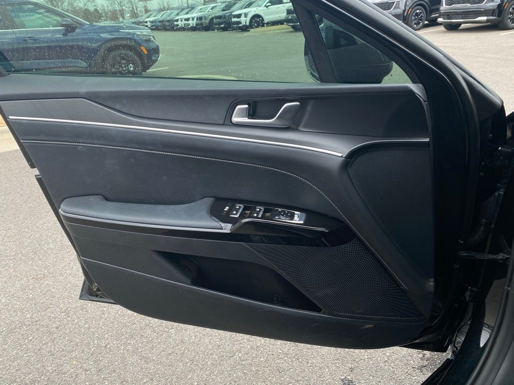 2025 Kia K5 GT-Line HEATED SEATS / LEATHER / NAV