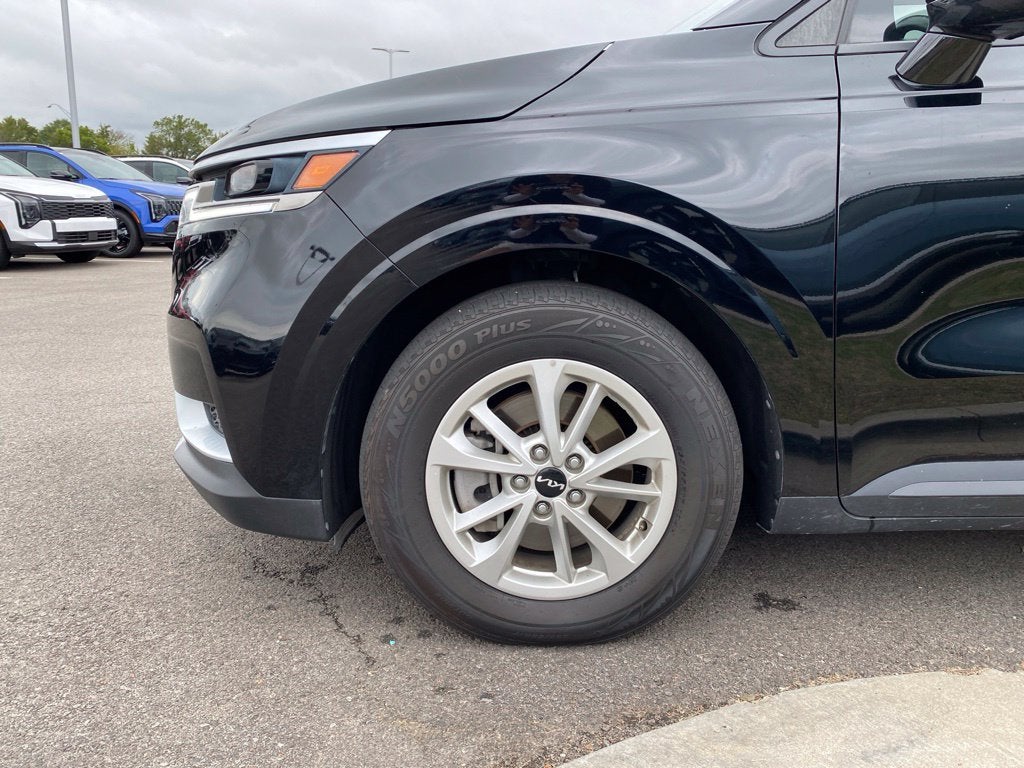 2024 Kia Carnival LX APPLE CARPLAY / 3RD ROW