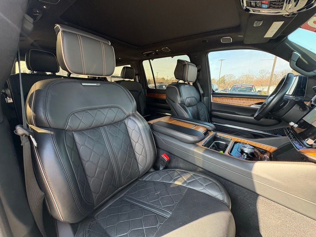 2022 Jeep Grand Wagoneer Series III