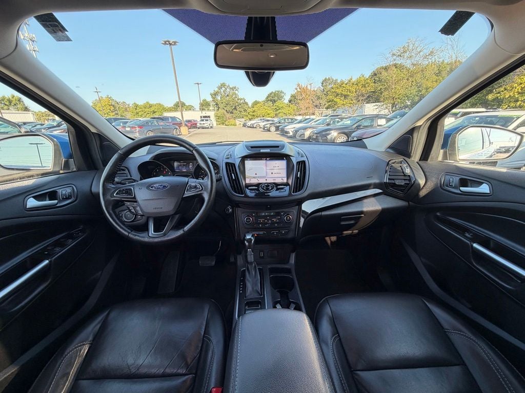 2017 Ford Escape Titanium * Low Miles/ Clean Carfax