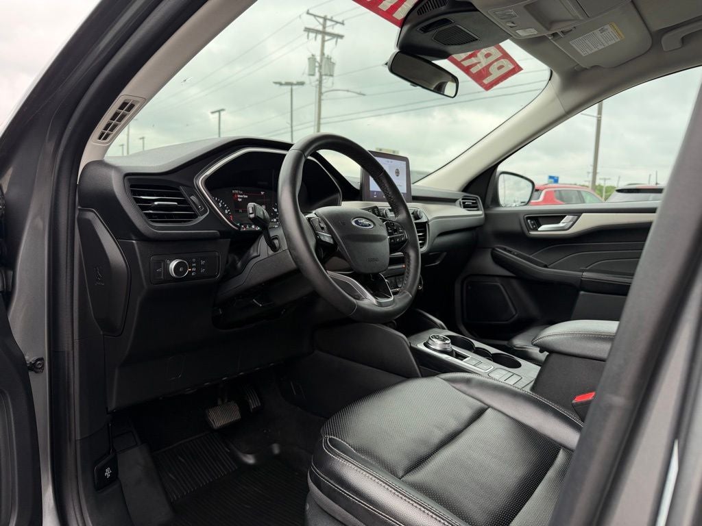 2022 Ford Escape SEL