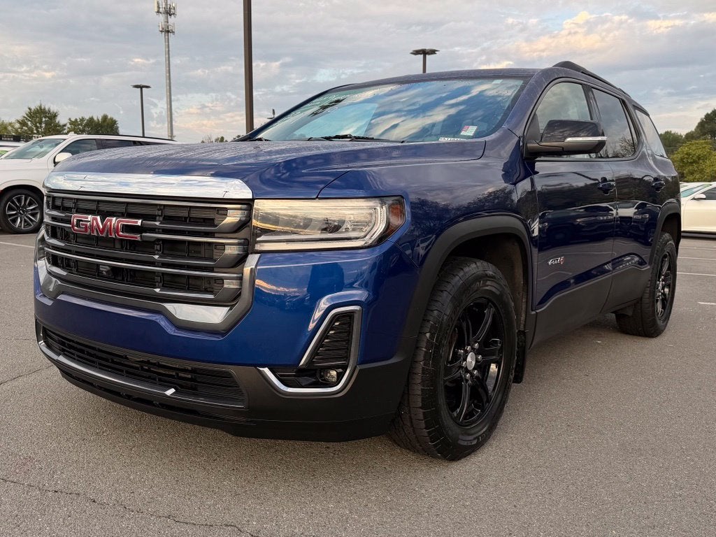 2023 GMC Acadia AT4