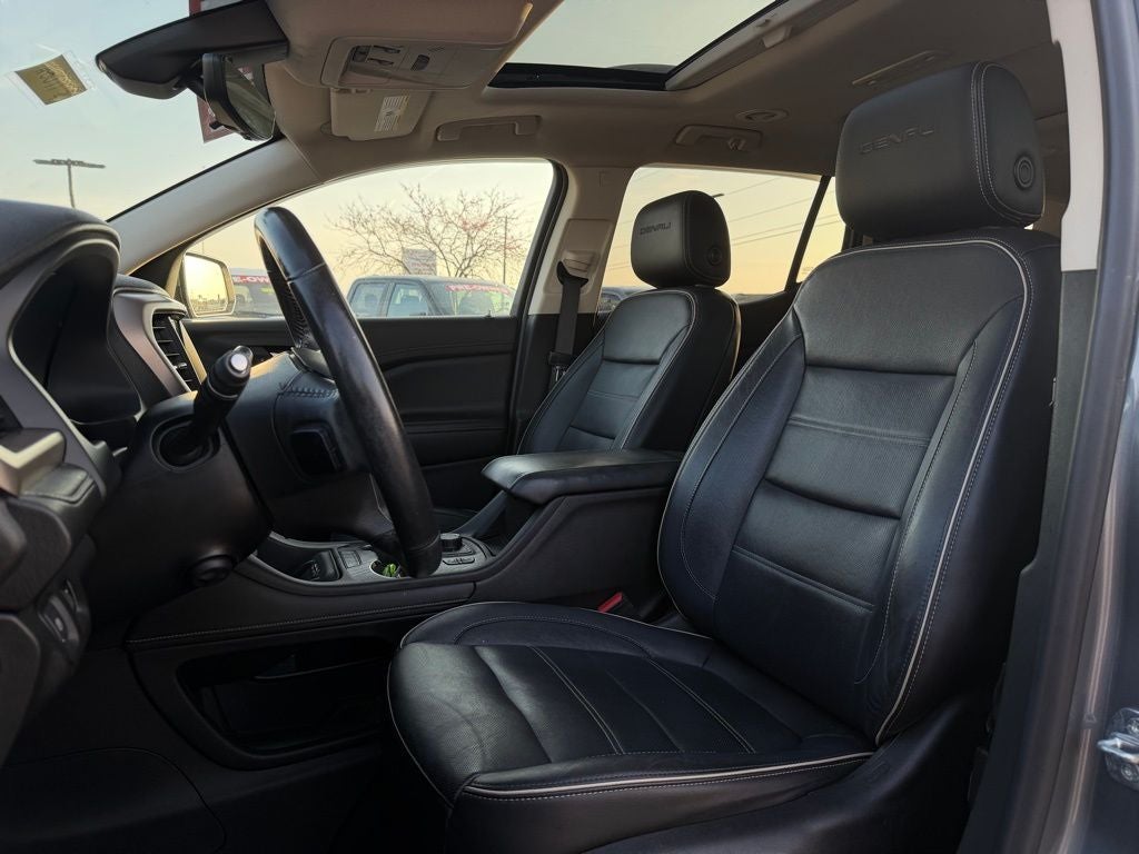 2020 GMC Acadia Denali