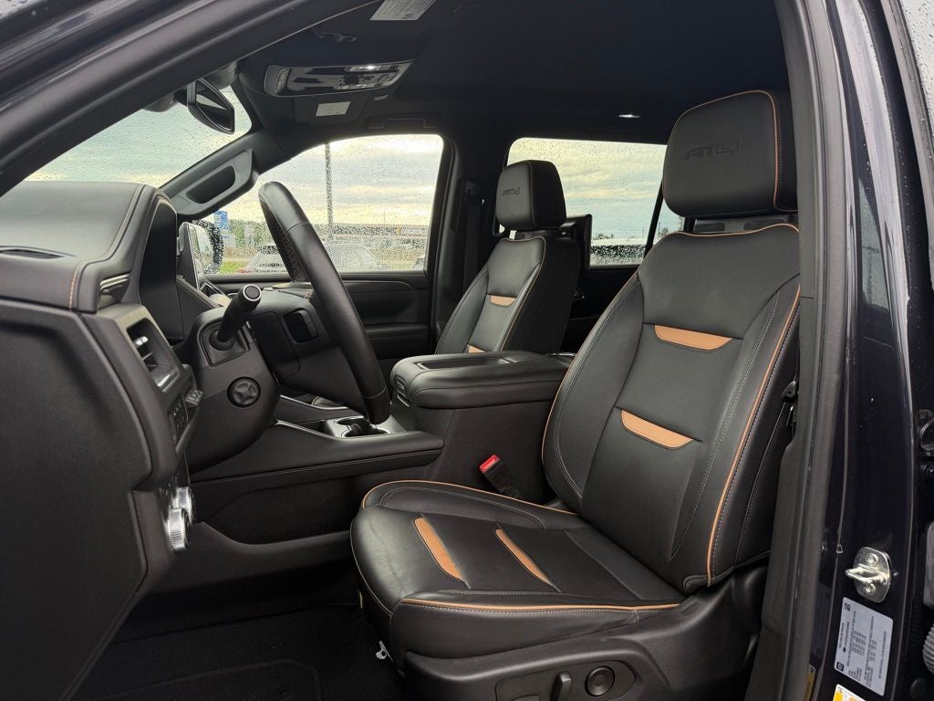 2023 GMC Yukon XL AT4