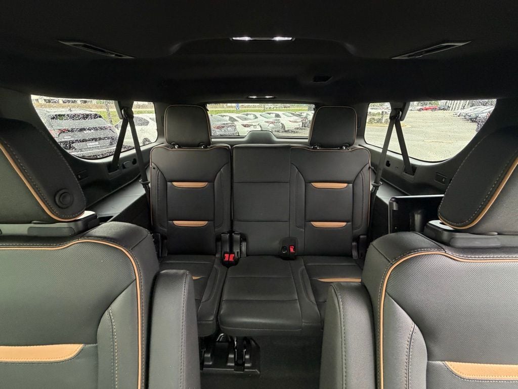 2023 GMC Yukon XL AT4