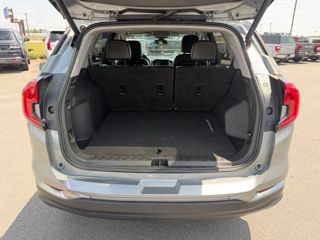 2023 GMC Terrain AT4