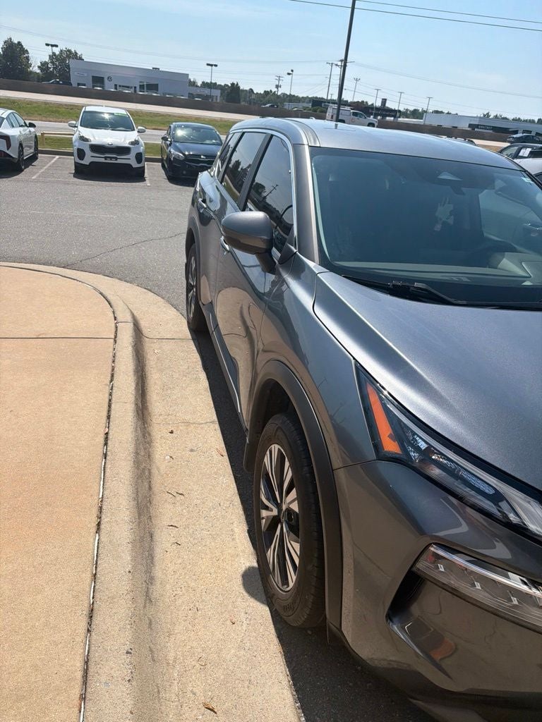 2023 Nissan Rogue SV *Clean Carfax, One-Owner