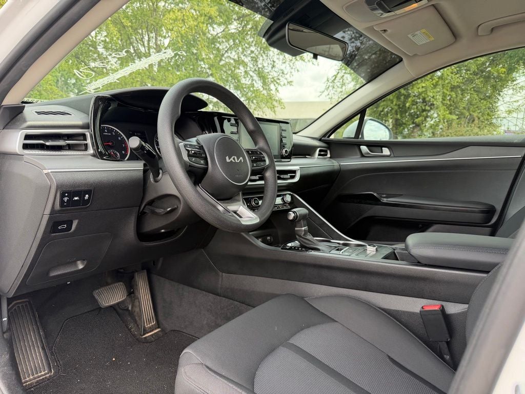 2023 Kia K5 LXS